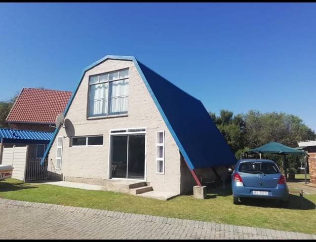 2 BEDROOM HOUSE FOR SALE IN MISTY BAY